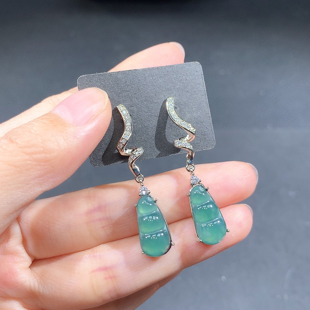 未镶嵌戒指翡翠翡翠