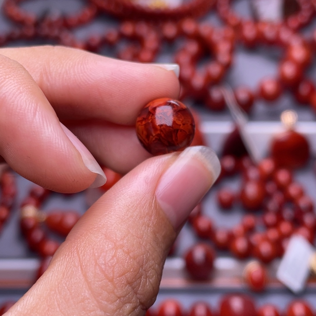五***草南红玛瑙未镶嵌其他天然原矿）11mm收藏牛血火焰单珠