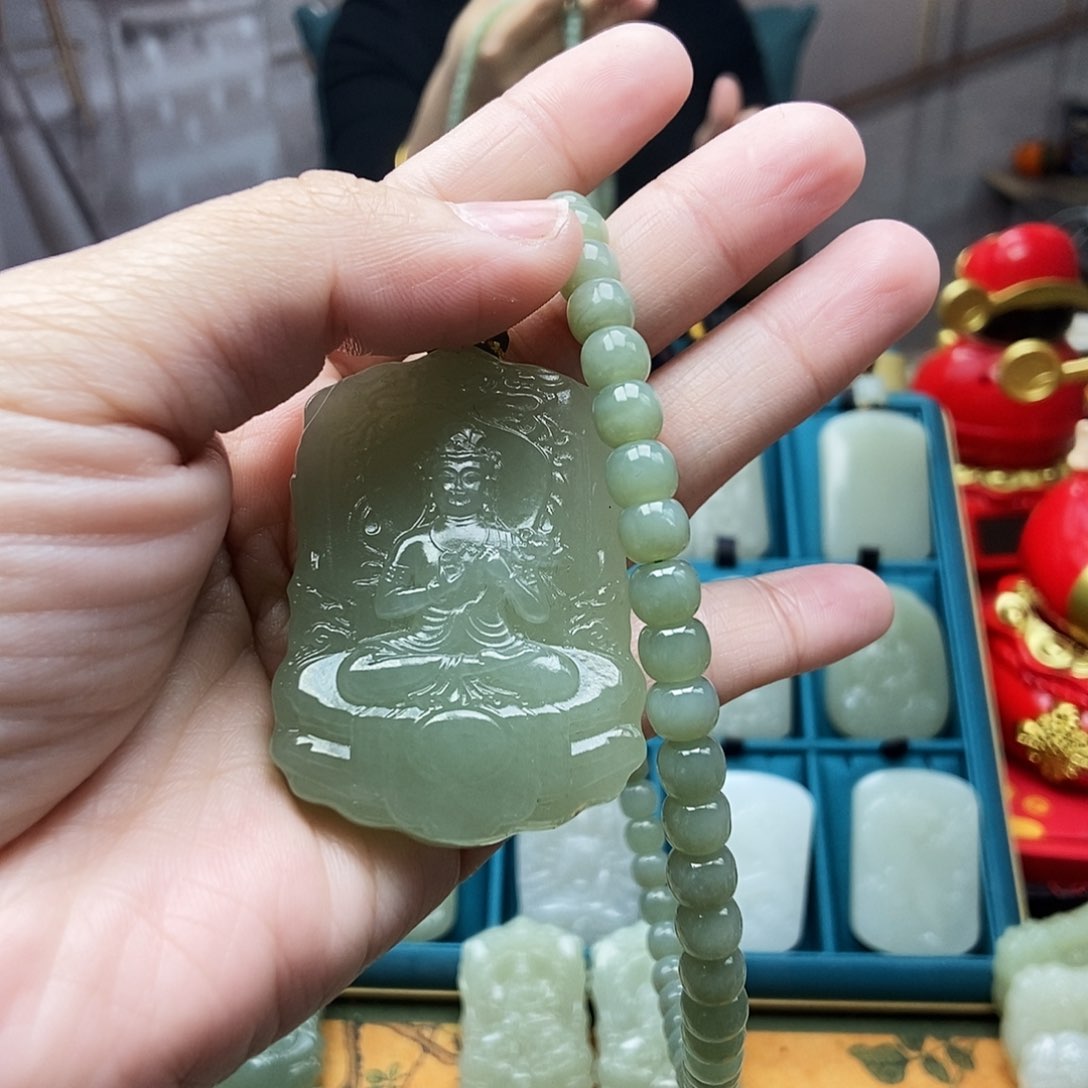 和田玉颈饰未镶嵌潘**n