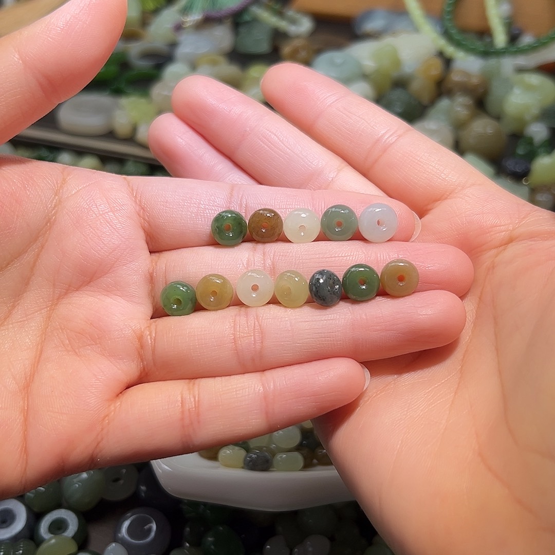 未镶嵌和田玉珠宝半成品9.9一个多样性发其一