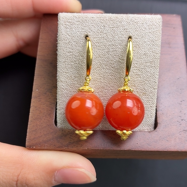 南红玛瑙未镶嵌手链保山柿子红耳勾13mm