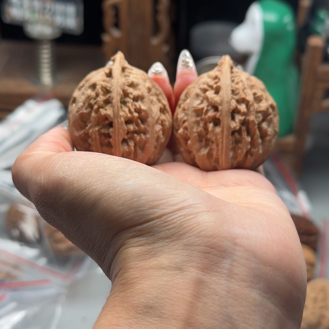 文玩核桃把件关东木子楸百核197