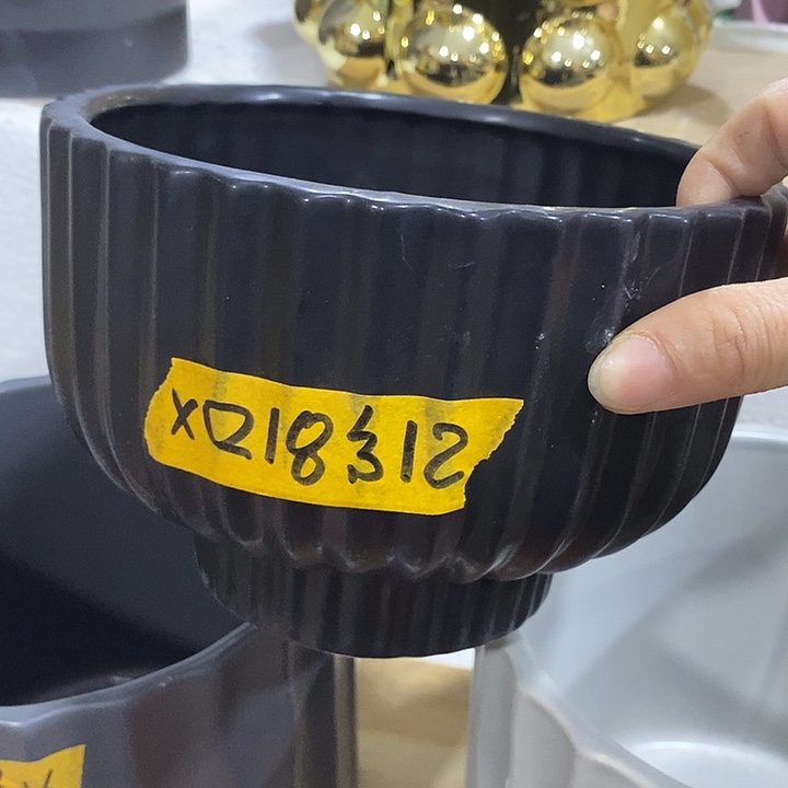 陶摆件陶盆有孔 瑕疵介意勿拍