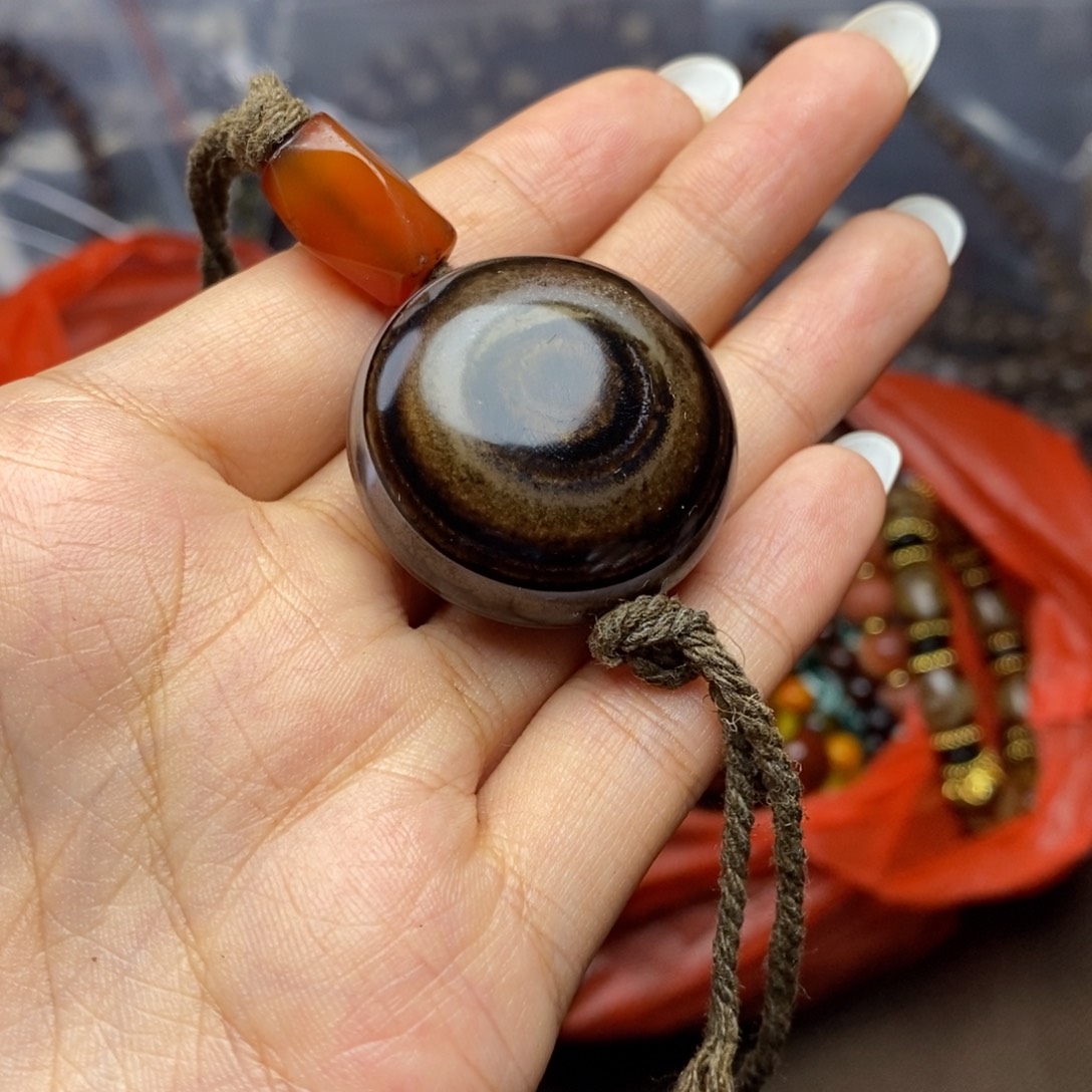 未镶嵌颈饰玛瑙/玉髓