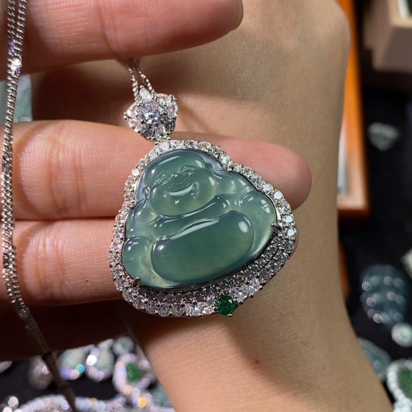 【闪购商品】翡翠颈饰未镶嵌对****了天然