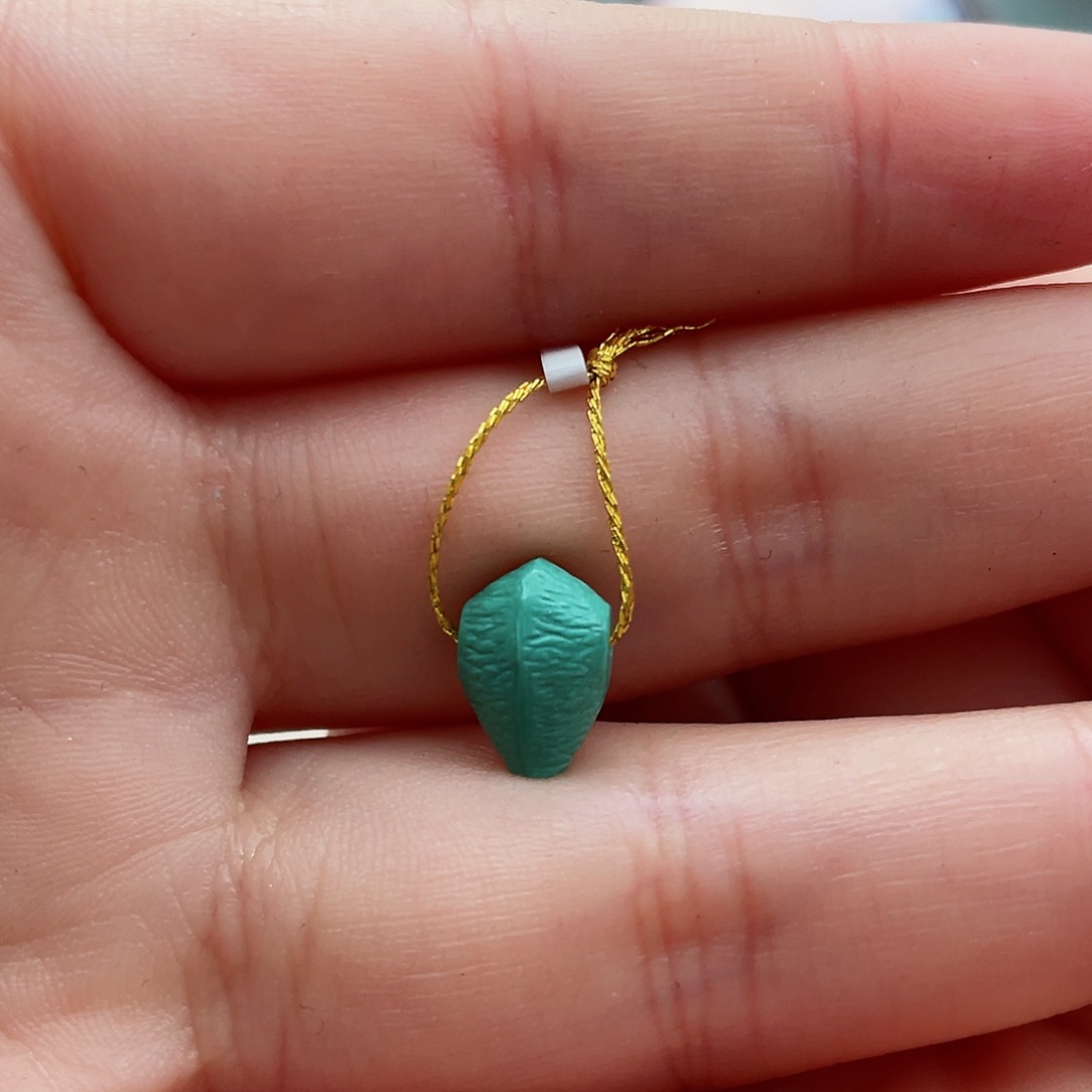 绿松石颈饰未镶嵌