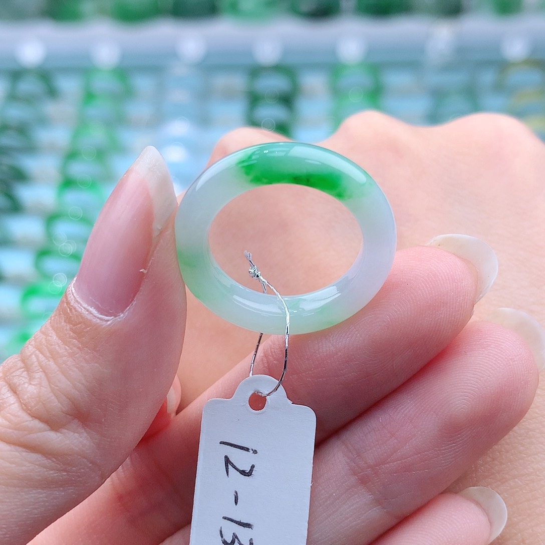 翡翠戒指未镶嵌樱**沐缅甸翡翠A货