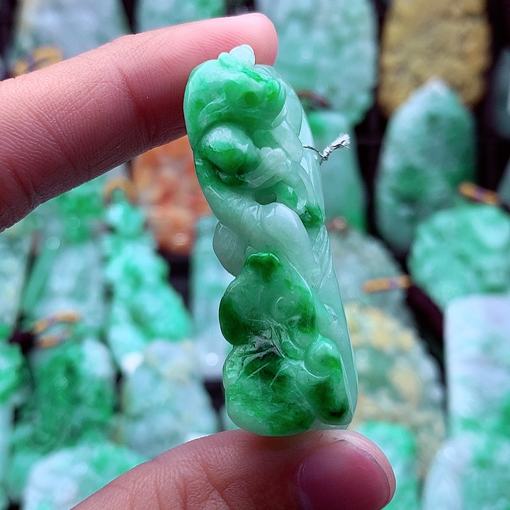 翡翠吊坠(不含链)未镶嵌