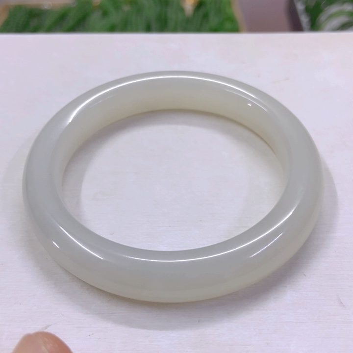 【闪购商品】和田玉手镯未镶嵌大**天11