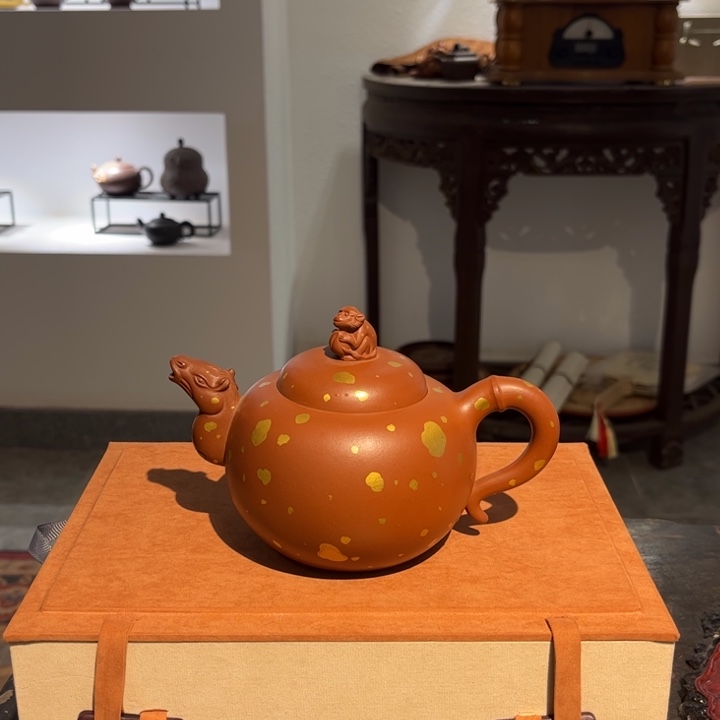 紫砂茶壶长*紫砂 原矿泥料