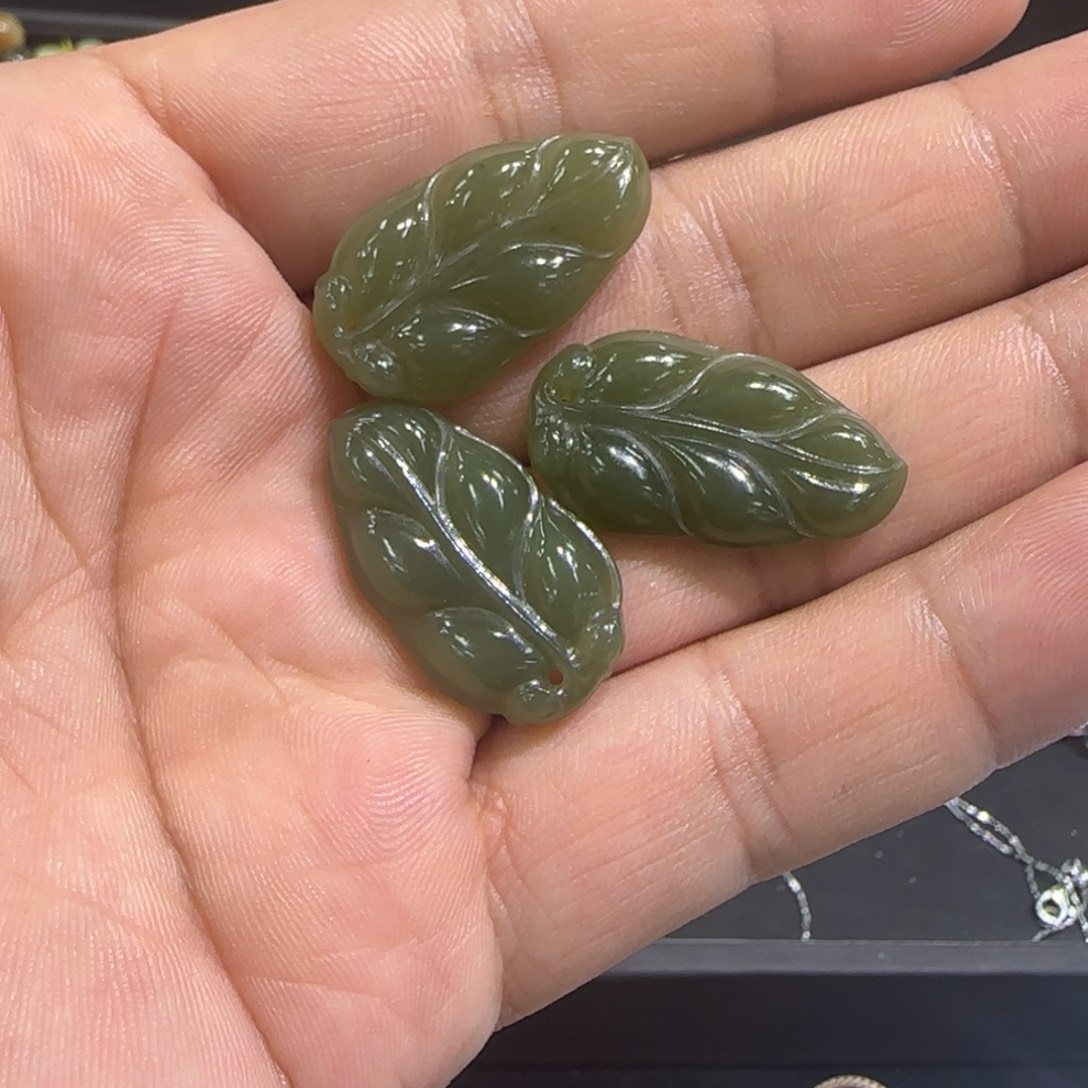 和田玉（黄玉）未镶嵌颈饰