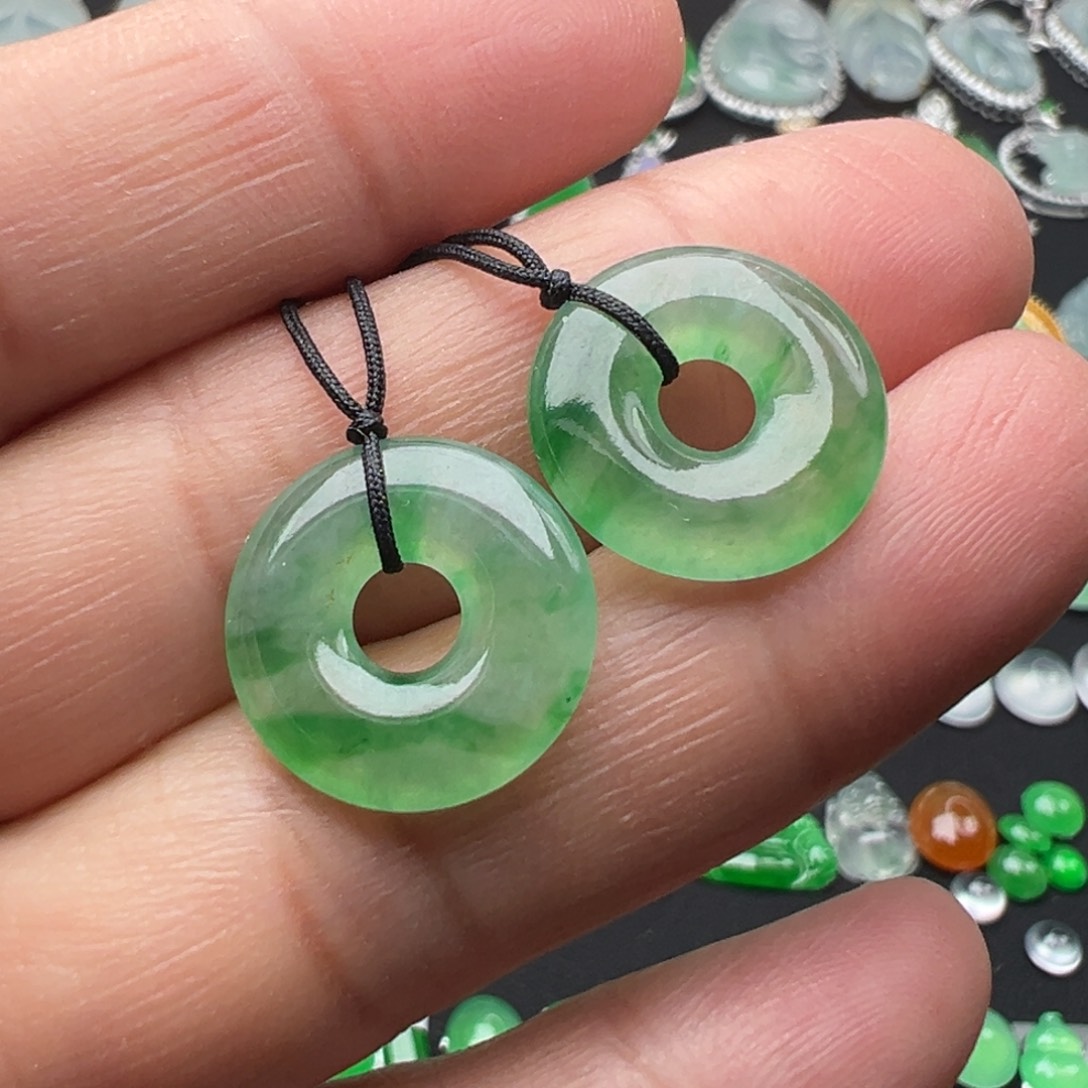 翡翠颈饰未镶嵌扣15