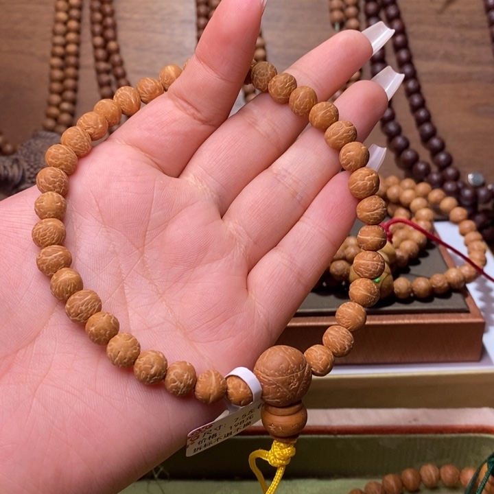 吊坠凤眼菩提空*?7.5+手持