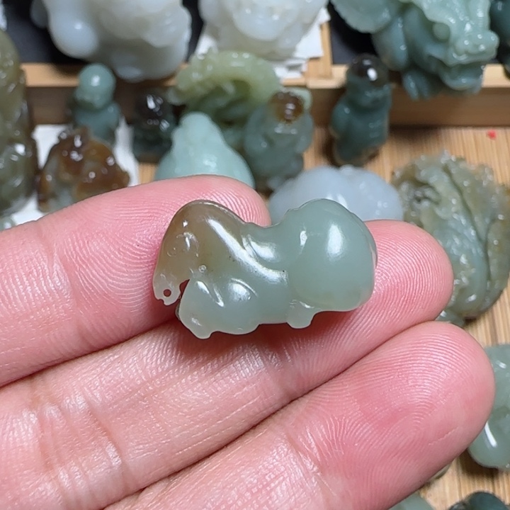 和田玉挂件未镶嵌