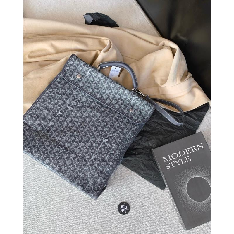 99新 Goyard 展会外场！戈雅灰色老花双肩包