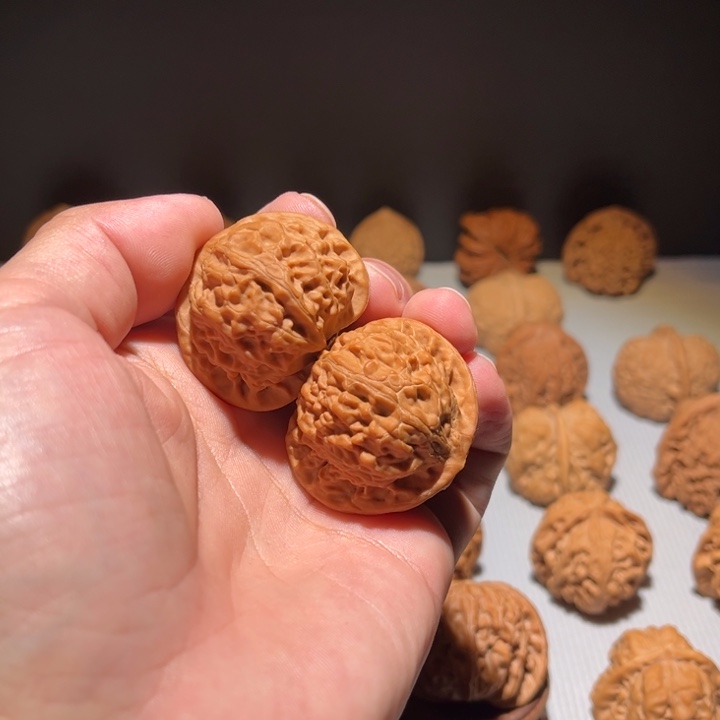 ****文玩核桃吊坠宫灯