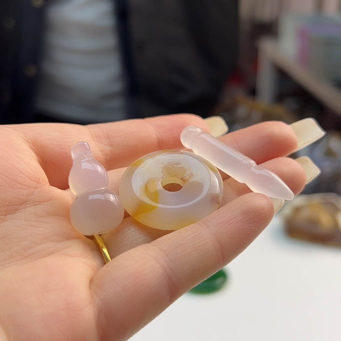 玛瑙/玉髓未镶嵌吊坠(不含链)