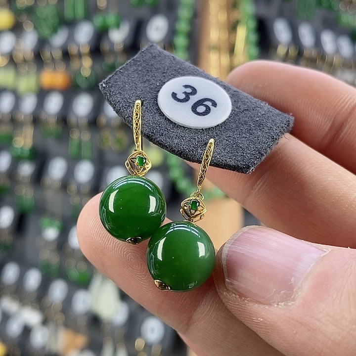 和田玉耳饰18K金镶嵌