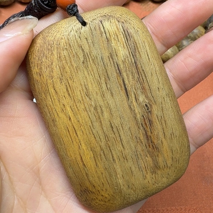 沉香吊坠馨安居沉香定制款