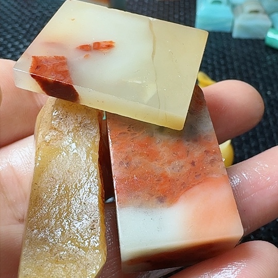 老挝石真真正正章