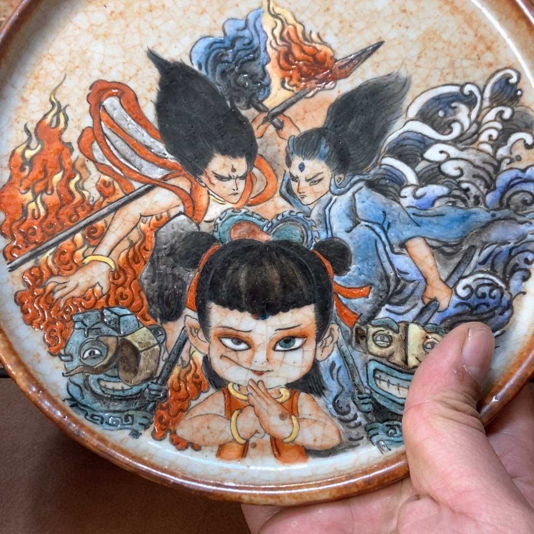 手工制作的一款盘子