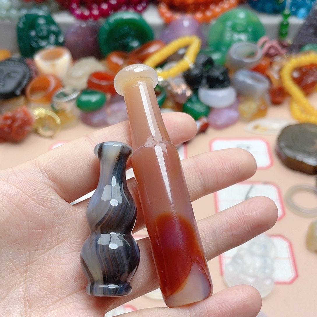 玛瑙/玉髓颈饰合金福*财