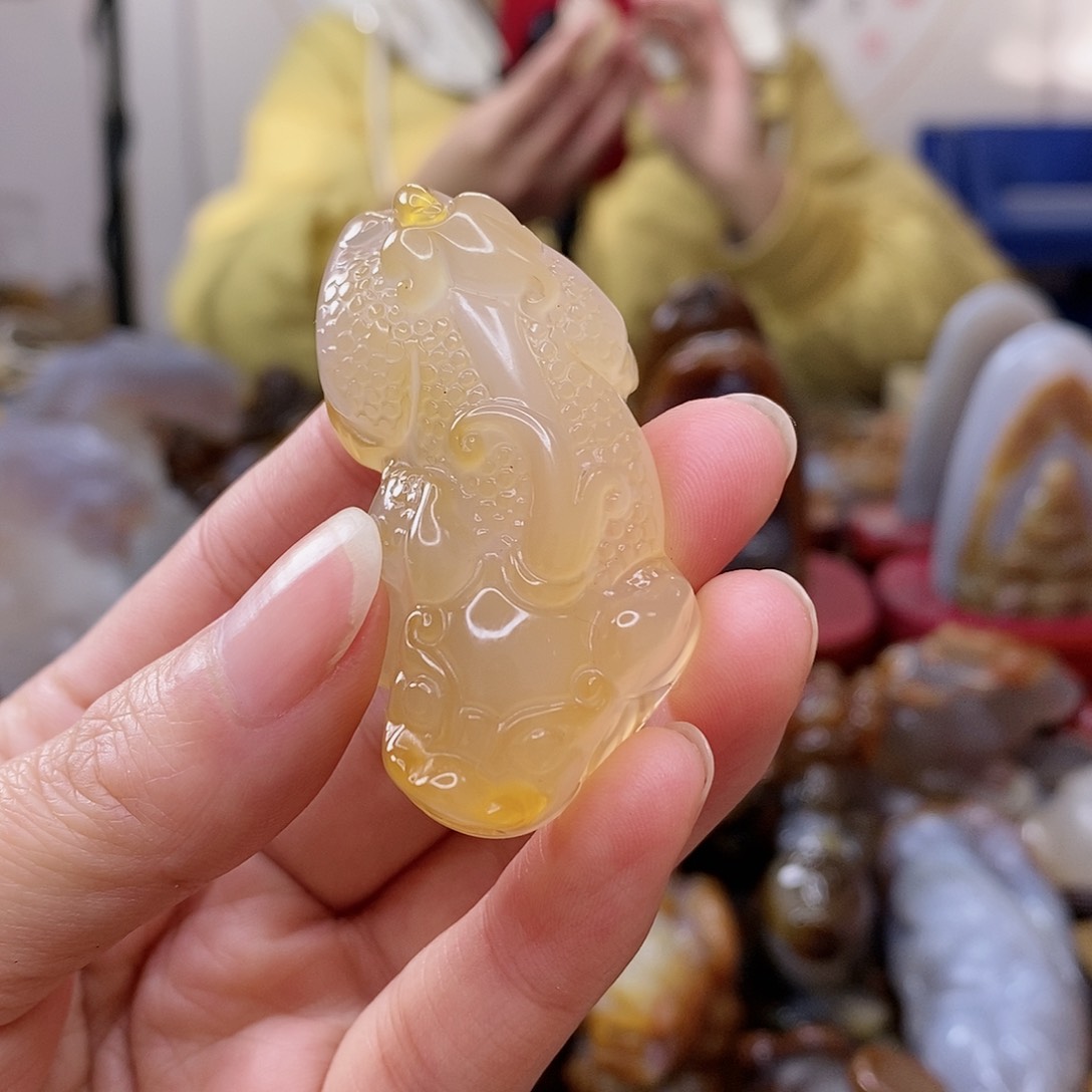 玛瑙/玉髓颈饰未镶嵌