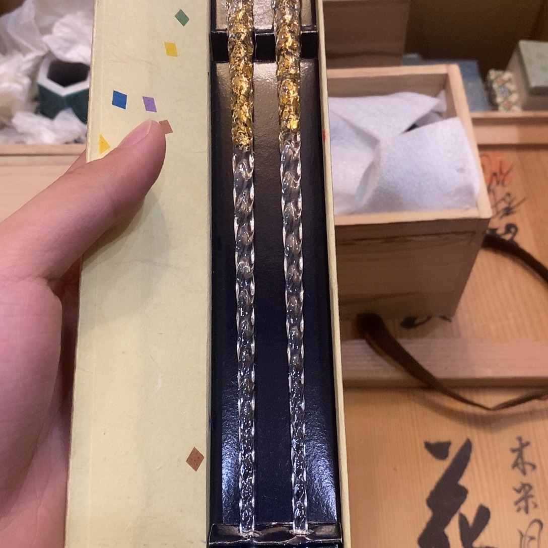 好***西符合法规和革命家