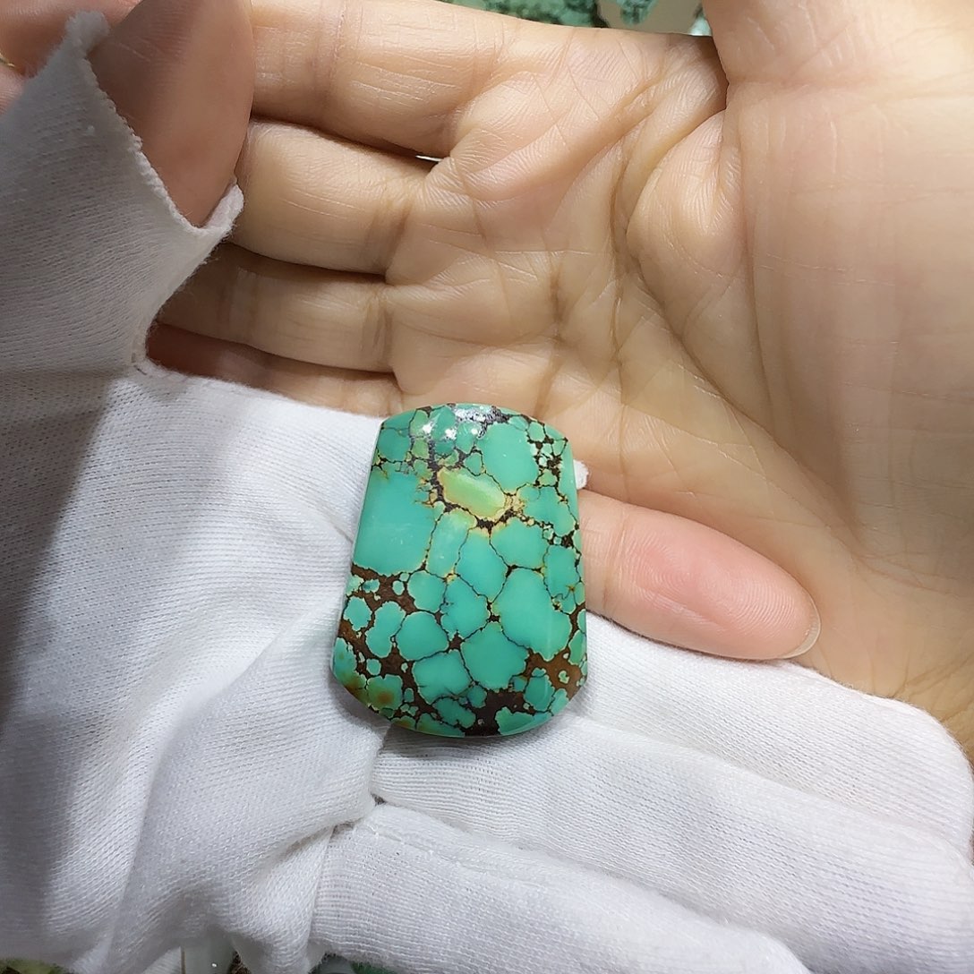 未镶嵌绿松石原矿绿松石