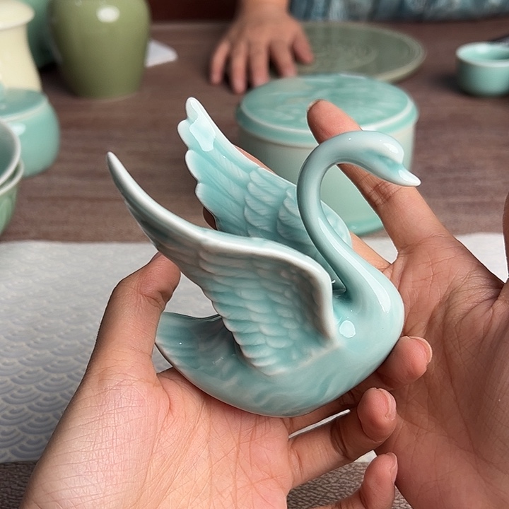 龙泉云间青瓷小米茶器