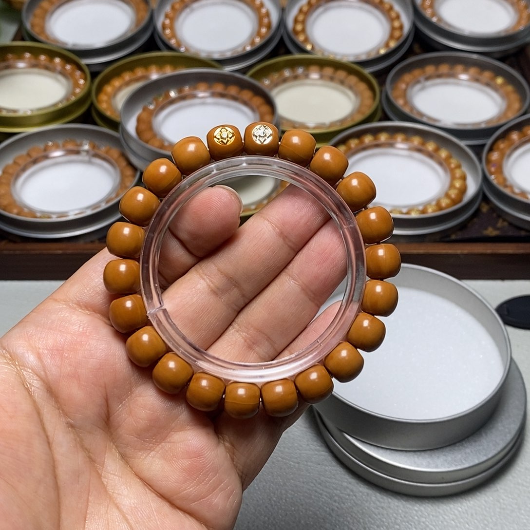 猴头核桃手串68号双标小龙炎老型10左右