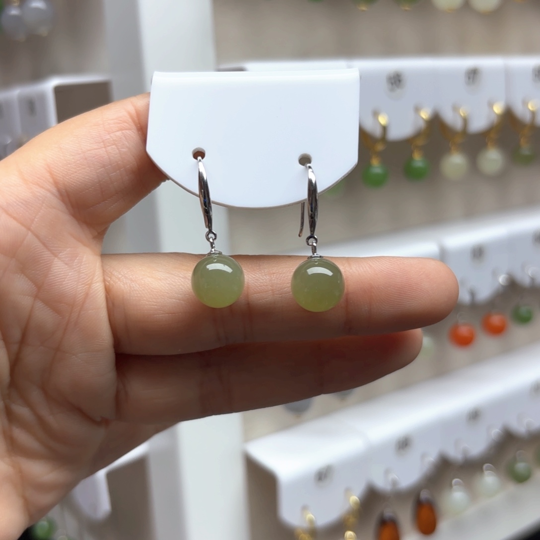 和田玉银S925镶嵌耳饰