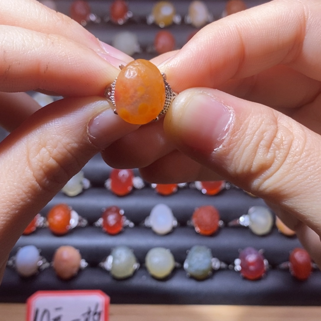 L***a玛瑙/玉髓合金手链