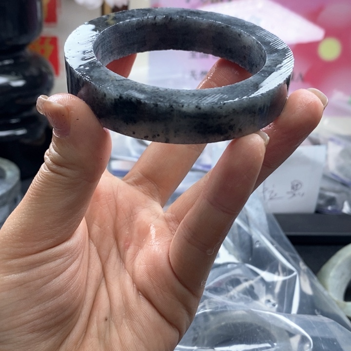 定制翡翠手镯未镶嵌s****e