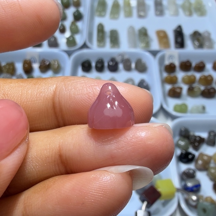 和田玉未镶嵌珠宝奇石