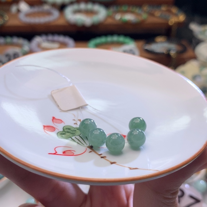 翡翠未镶嵌手链翡翠d28卡6.9