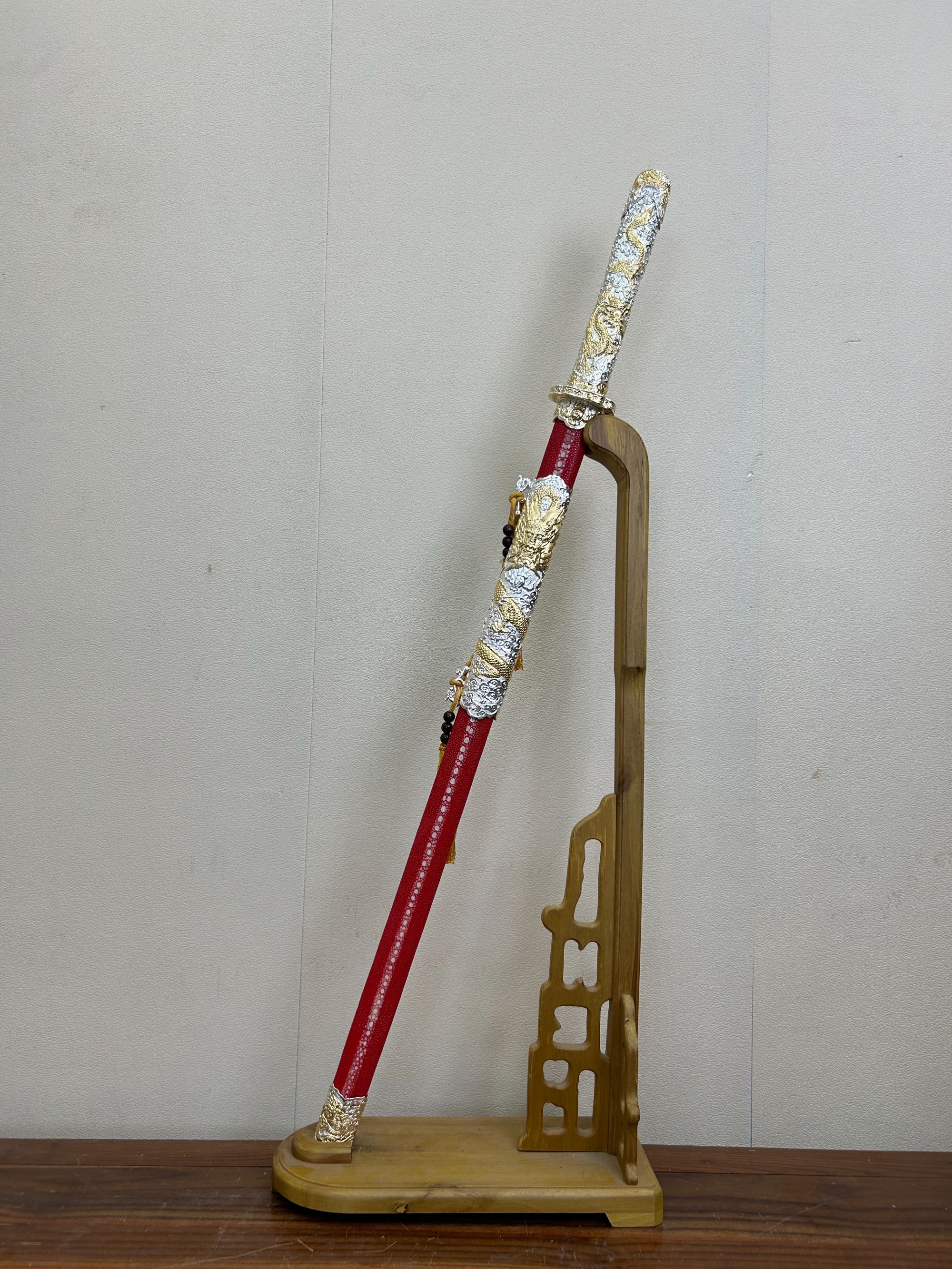 唐刀 鎏金银排珠鱼皮乌兹钢烧刃未开刃