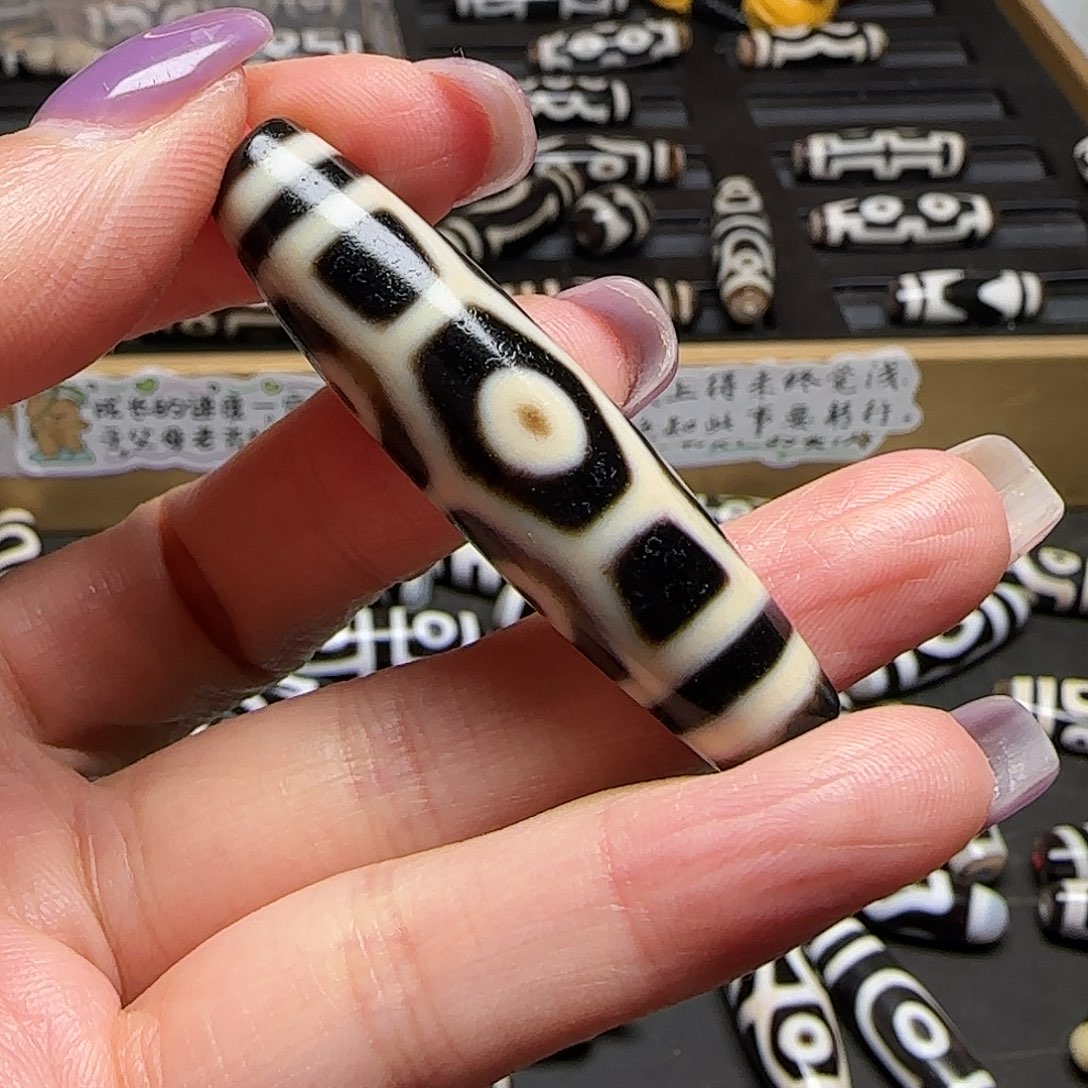 玛瑙/玉髓颈饰未镶嵌最****节