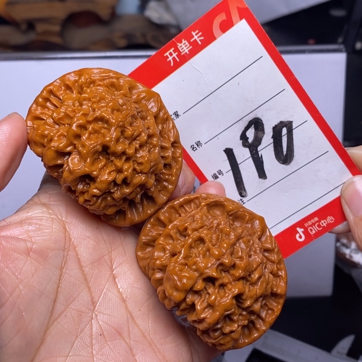 文玩核桃把件190，53官帽