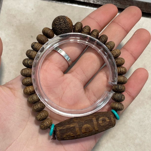 W960黑油檀香木卡0.9算盘珠单圈手串