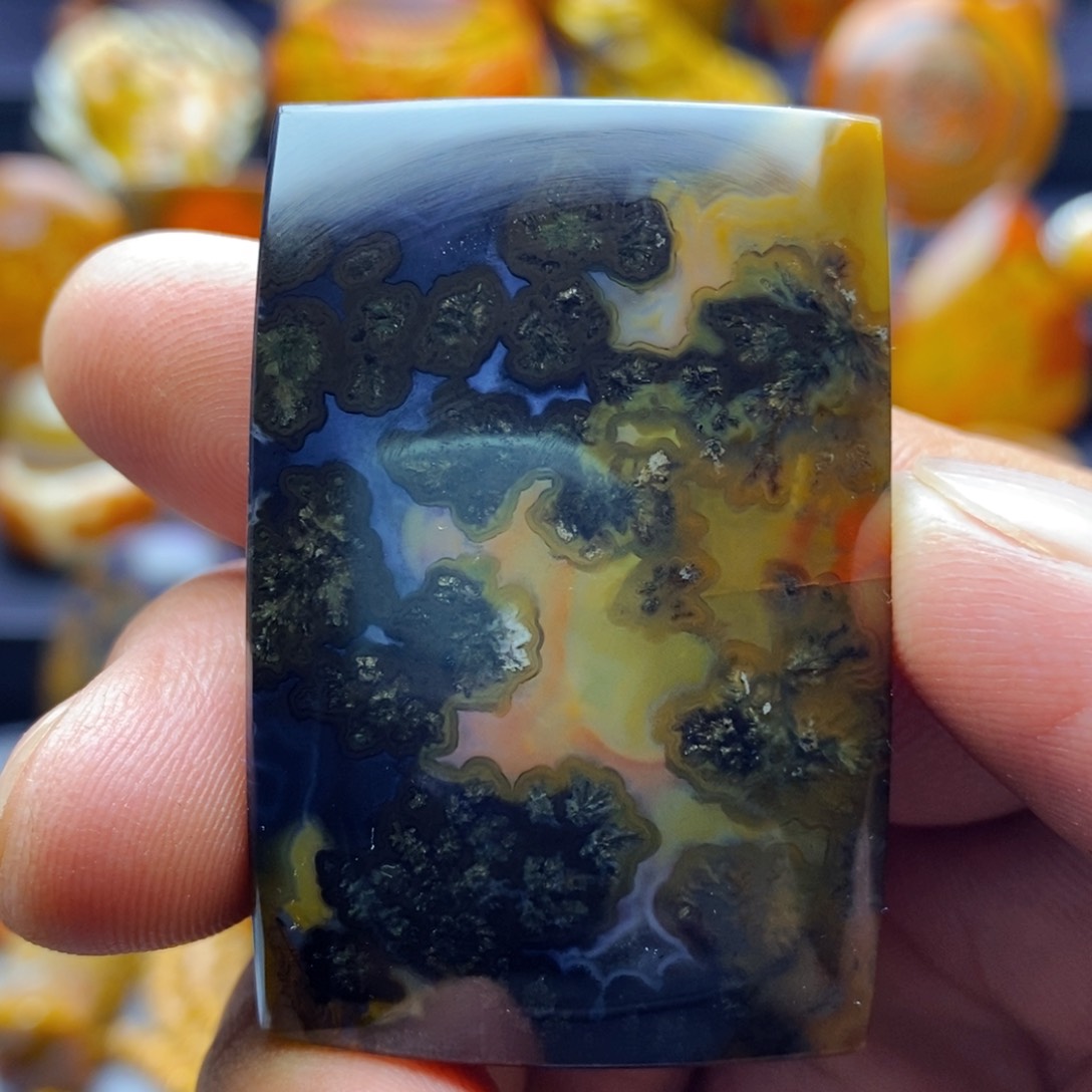 玛瑙/玉髓颈饰未镶嵌