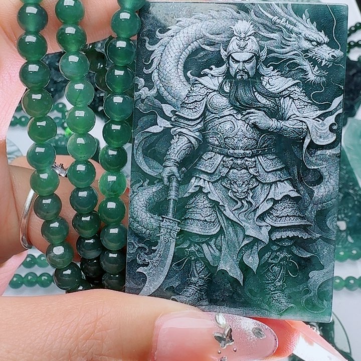 翡翠未镶嵌颈饰1111