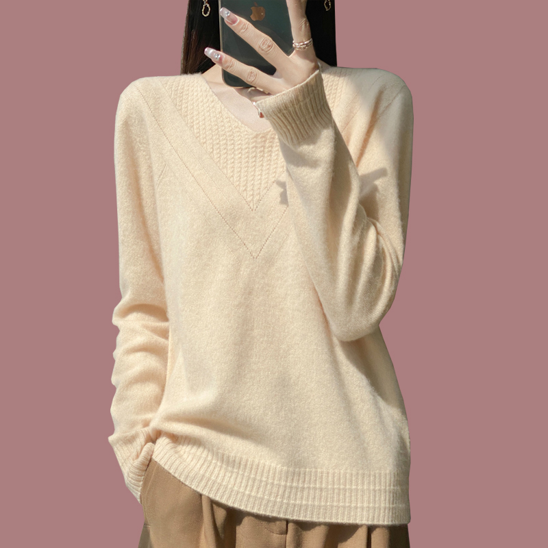 V领毛衣女长袖秋冬新款韩版显瘦短款针织打底衫遮肚上衣女羊毛衫