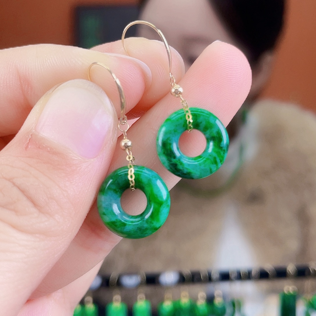 翡翠18K金镶嵌耳饰