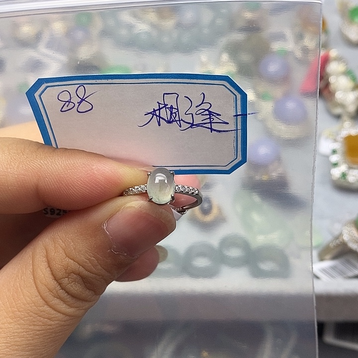 定制翡翠未镶嵌相**笑