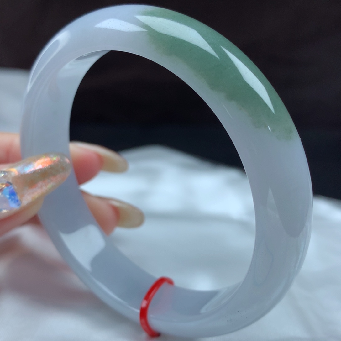 翡翠手镯未镶嵌23175，