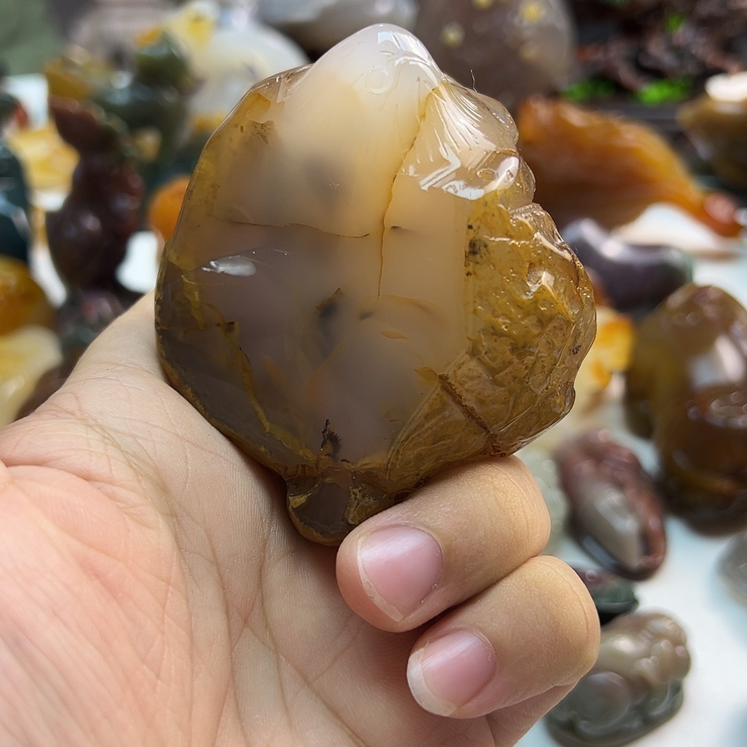 玛瑙/玉髓未镶嵌颈饰