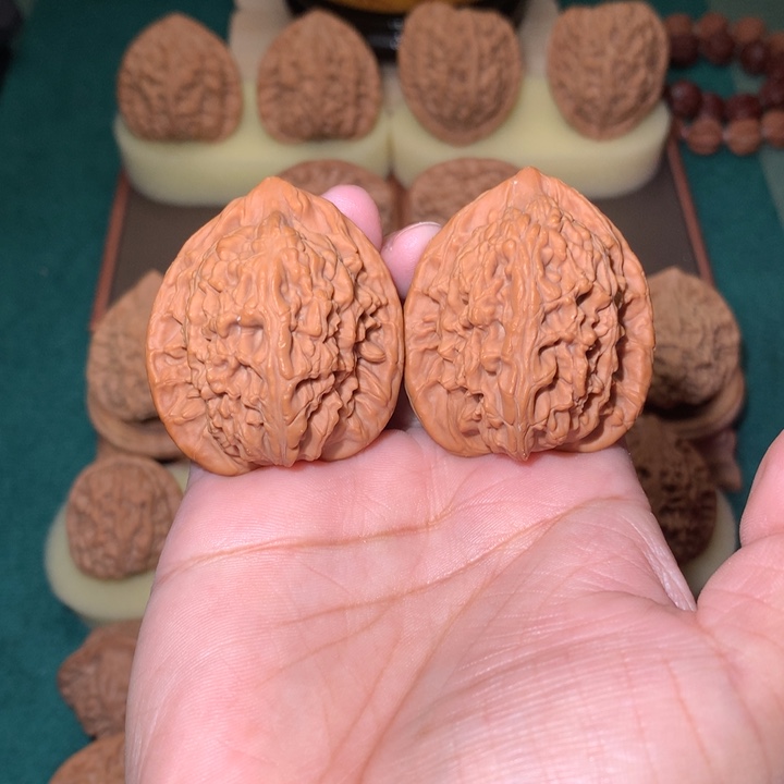 核桃文玩核桃把件龙门柱