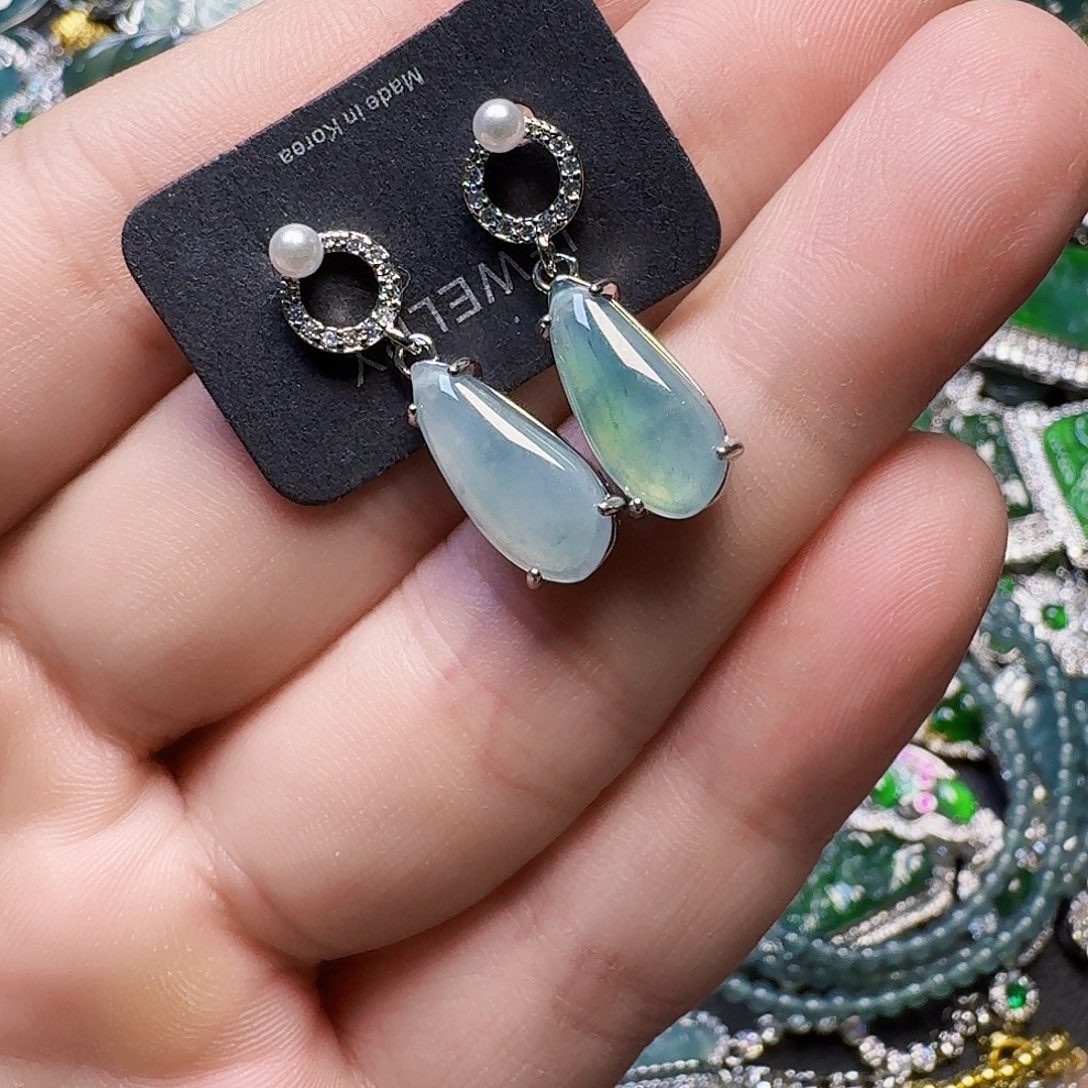 翡翠未镶嵌颈饰天然A货翡翠放漏