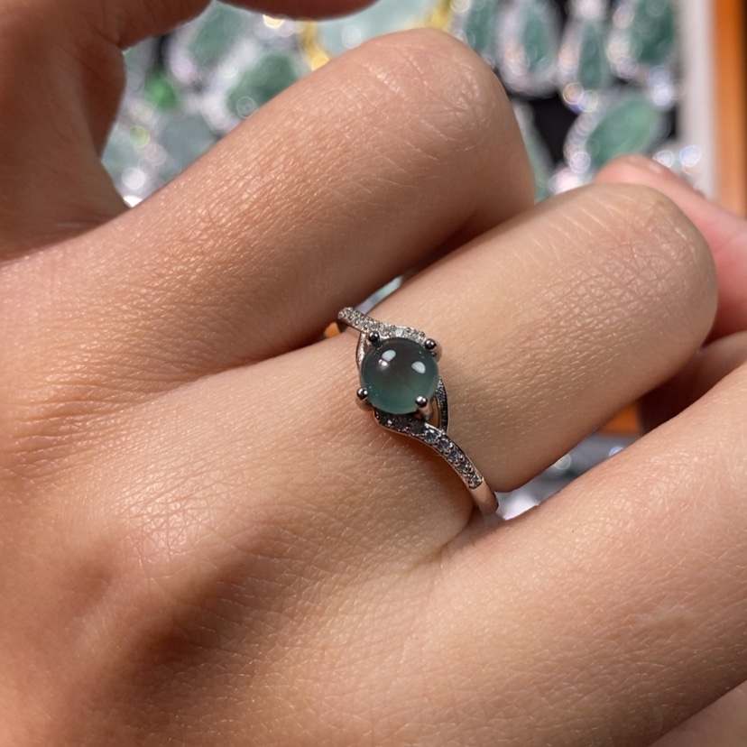 【闪购商品】翡翠颈饰未镶嵌天然